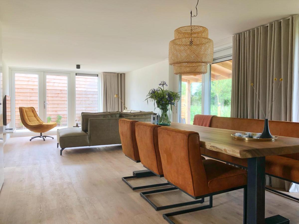Bungalow 82 Op Recreatiepark De Wielen Sint Maarten Eksteriør billede