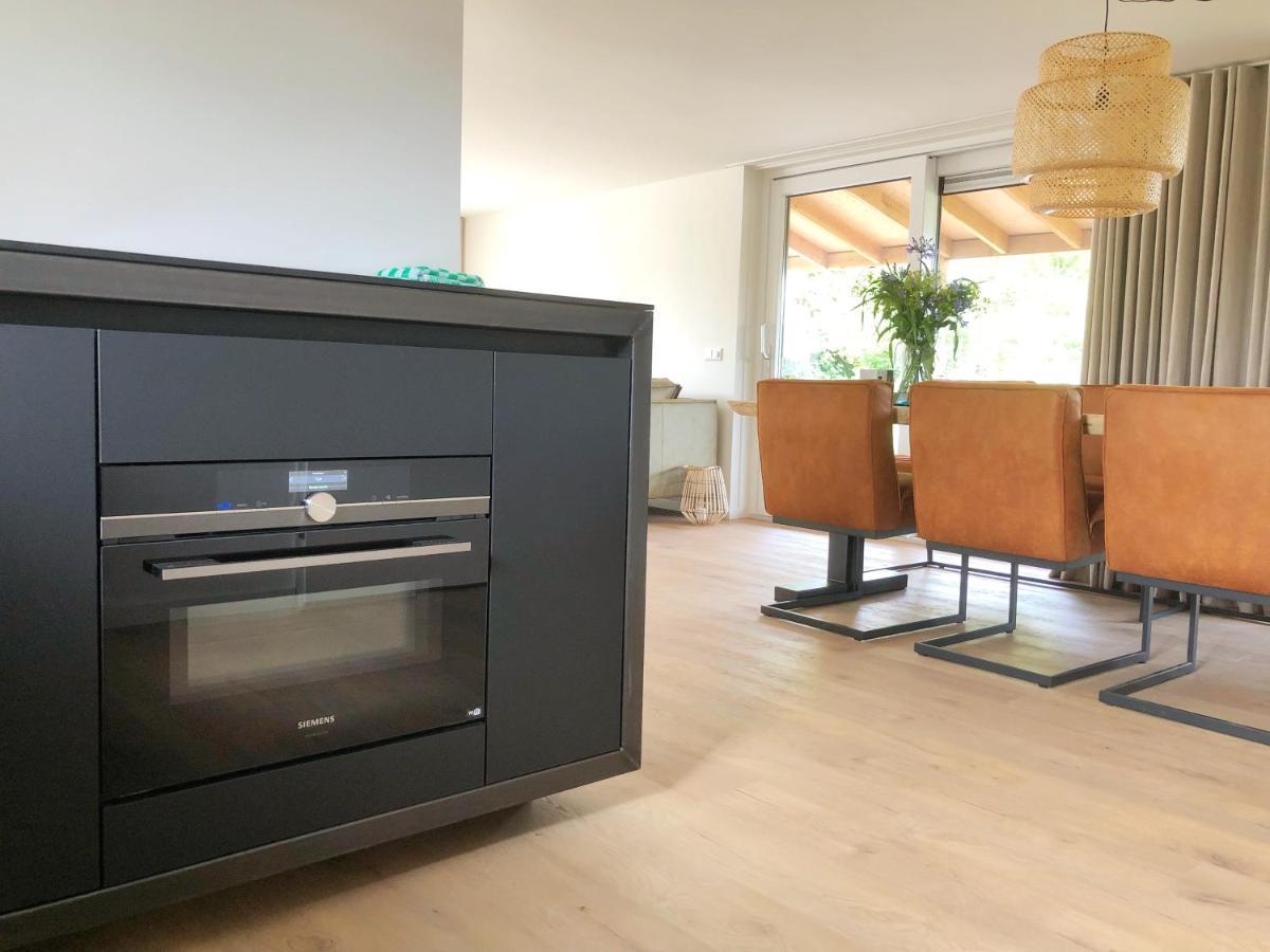 Bungalow 82 Op Recreatiepark De Wielen Sint Maarten Eksteriør billede